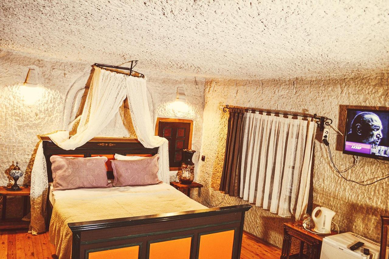 Emily Cave House Bed & Breakfast Goreme Exterior photo