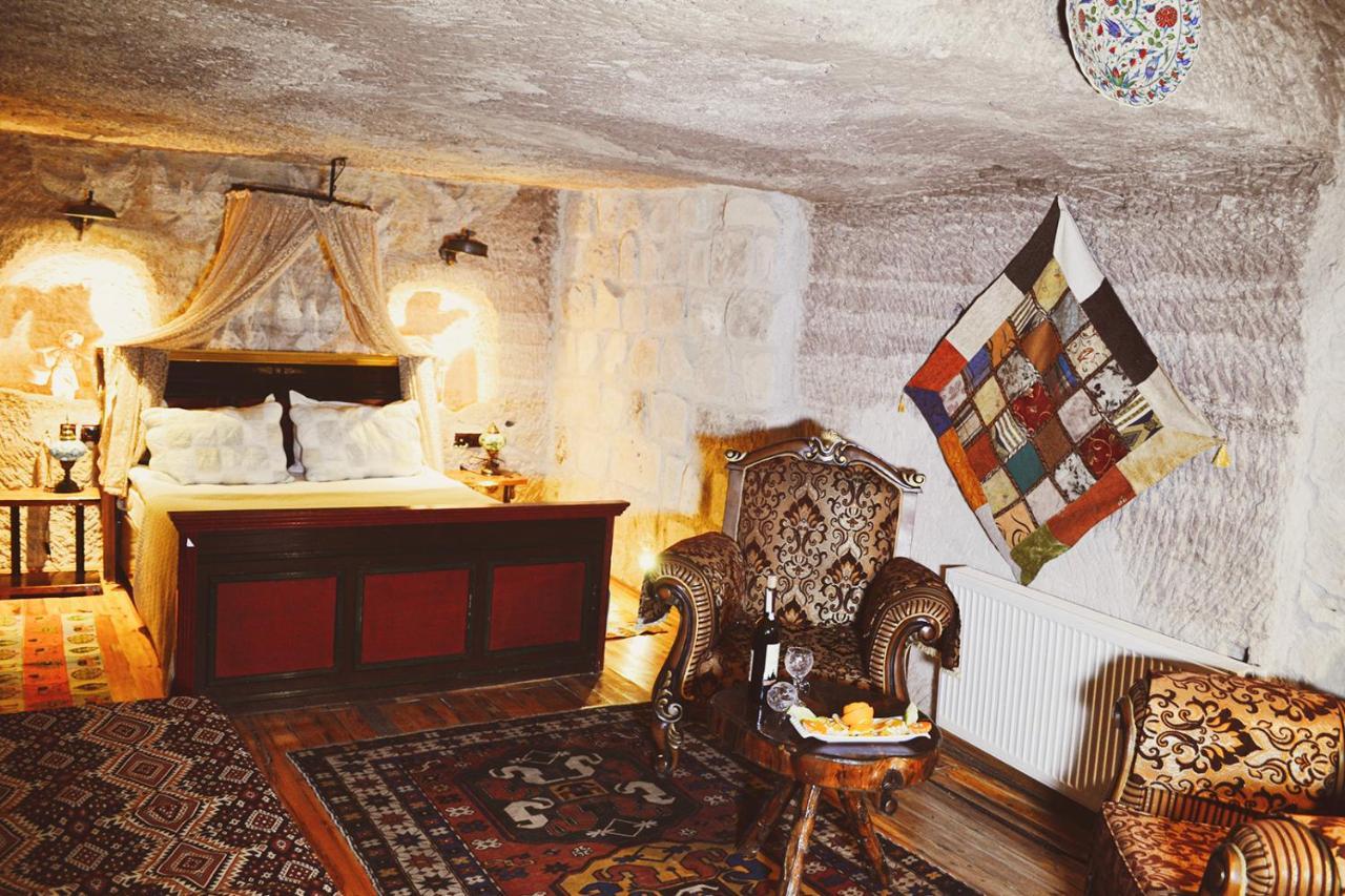 Emily Cave House Bed & Breakfast Goreme Exterior photo