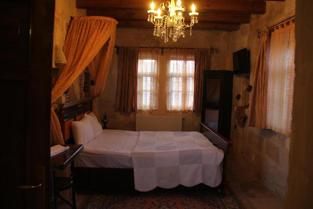Emily Cave House Bed & Breakfast Goreme Exterior photo