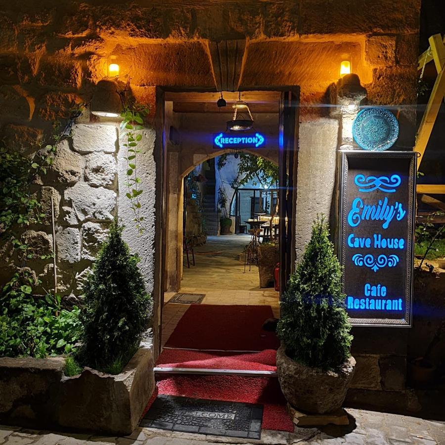 Emily Cave House Bed & Breakfast Goreme Exterior photo